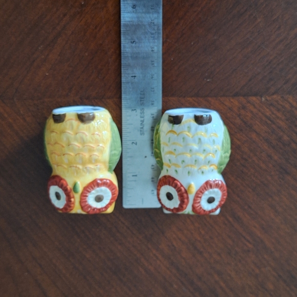 Owl Salt and Pepper Shakers - Picture 2 of 3